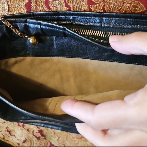 12.5×9 lg Soft black leather tan suede vintage Large purse  pull tag chain - Picture 10 of 17